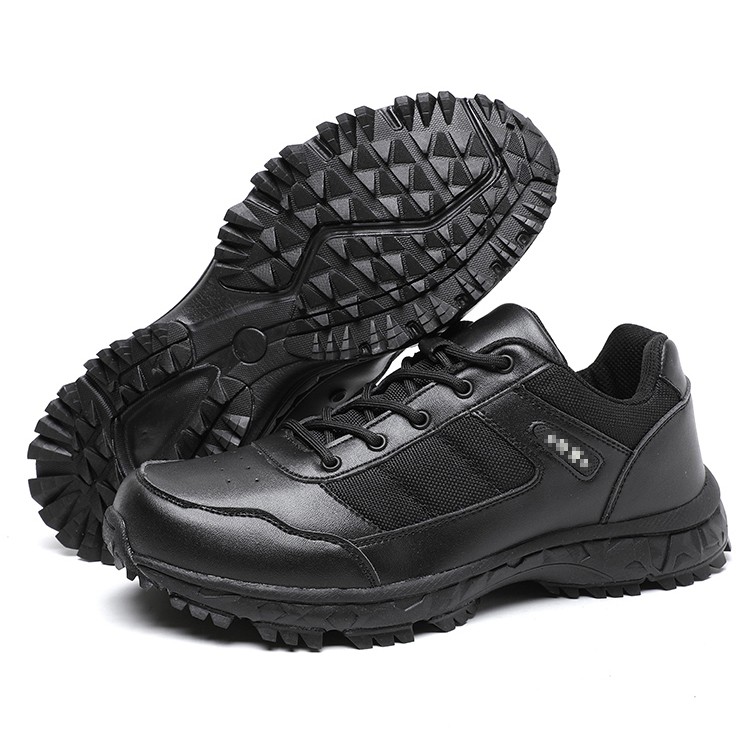 Lightweight black military shoes